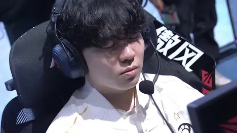 拳头官方公告：英雄联盟赛事全球总决赛名额调整，外卡赛区参赛资格恢复引发电竞改革热议-JJB电竞