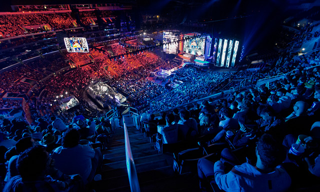 LPL春季赛最佳阵容引热议:Bin落选、IG全员入选,Rookie与左手中单巅峰对决成焦点